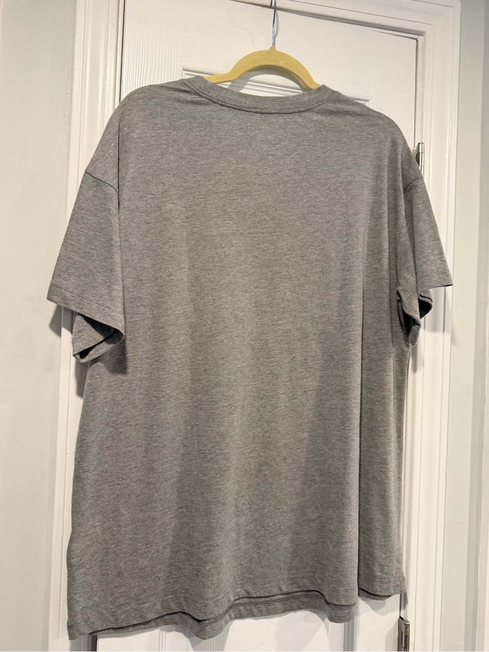 NWOT Anthropologie Size XS Oversized Graphic T-Shirt Gray Los Angeles Floral - Picture 7 of 11